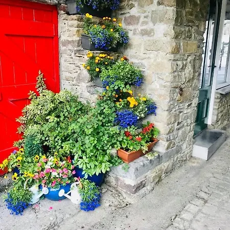 Bed & Breakfast The Tower House 4*