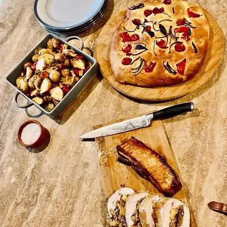 The Tower House 4* 托玛斯镇