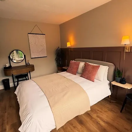 The Tower House 托玛斯镇