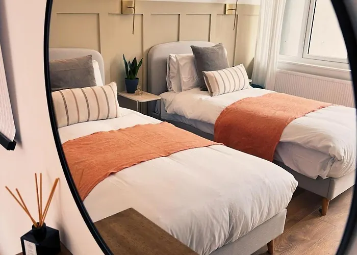 The Tower House Bed & Breakfast 4*